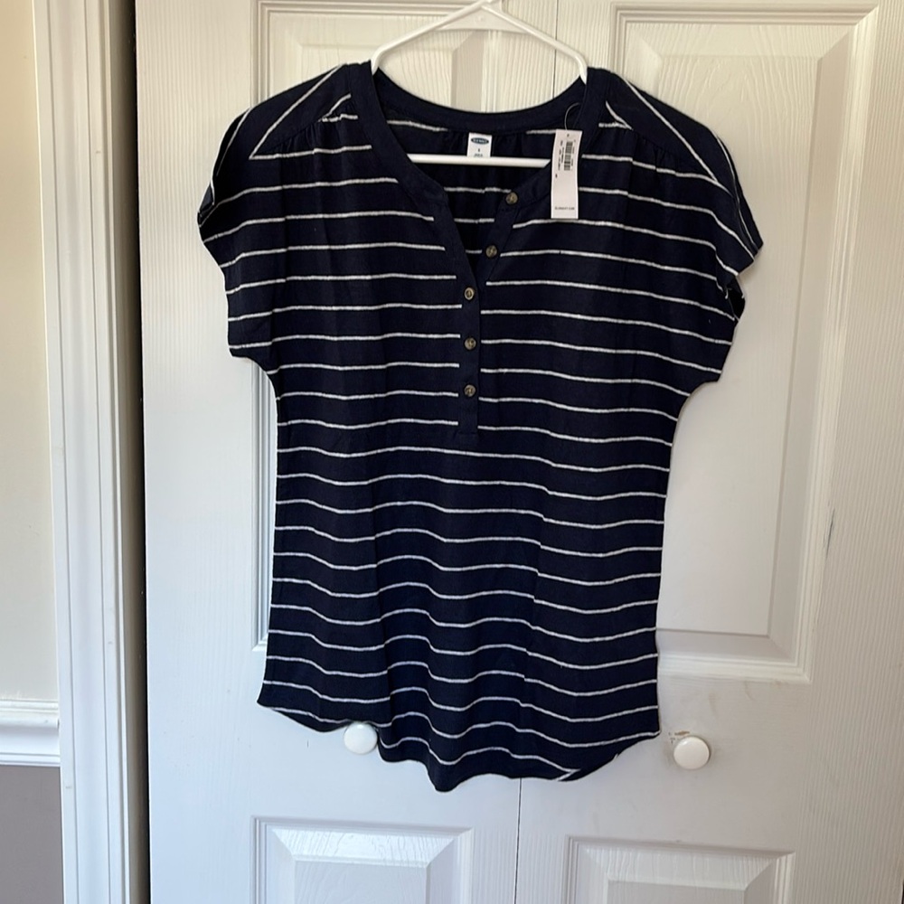 Old Navy Shirt NEW